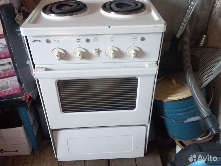 Продам электрическую плиту