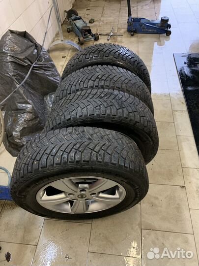 Michelin x-ice north 4