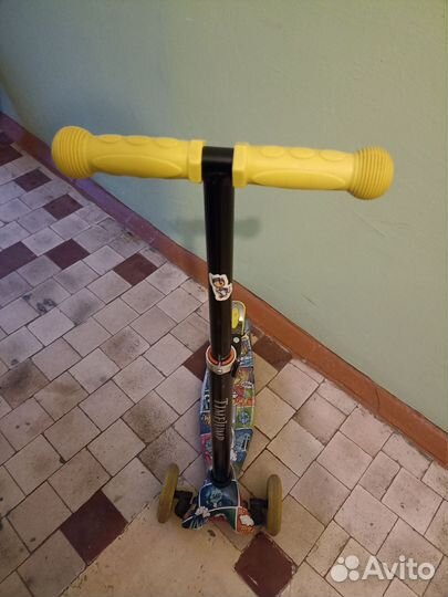 Самокат детский 3 колесный