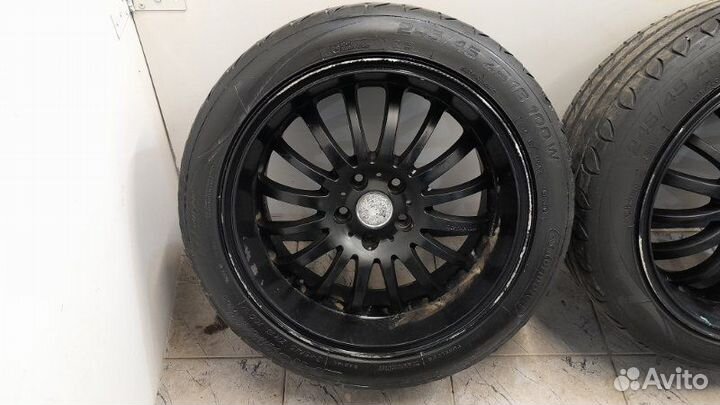 Комплект колес cosmic venerdi hereborrani WK-1 R18