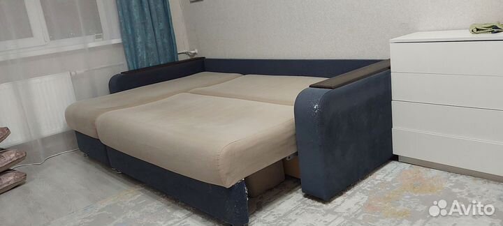 Угловой диван бу