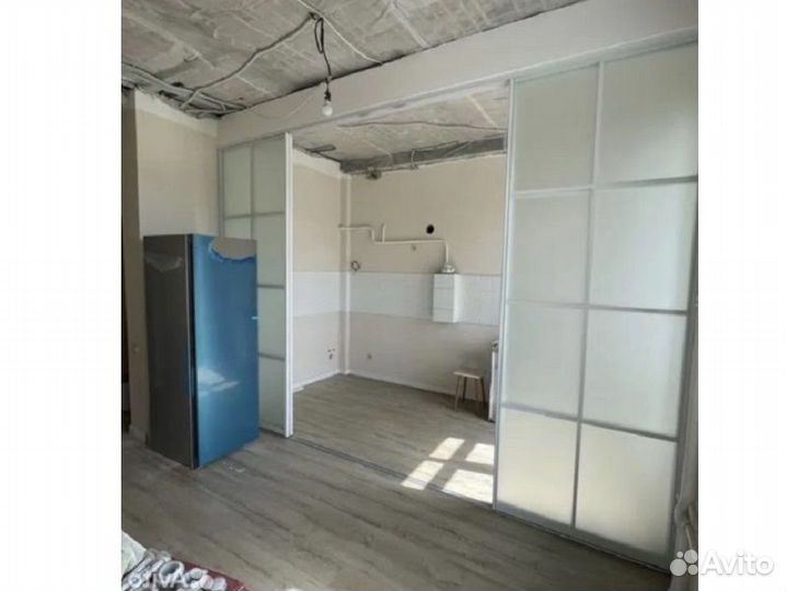 Двери купе в нишу