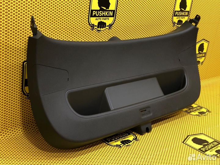 Обшивка крышки багажника панель Hyundai I30 PD