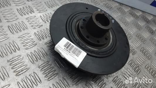 Шкив коленвала демпферный бензиновый BMW 8 E31 (62