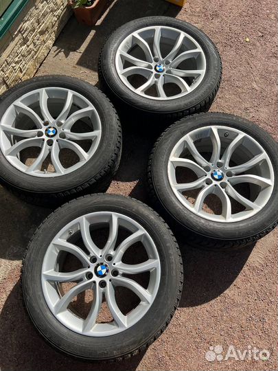 Комплект зимних колес Nokian BMW X5 R20