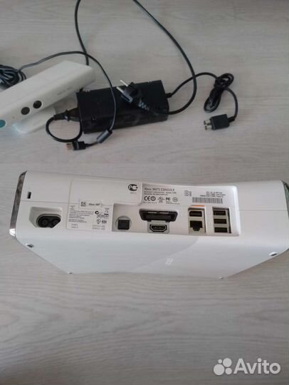 Xbox 360 с кинектом+ 7 игр в подарок