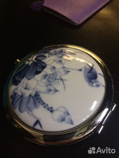 Зеркало складное для макияжа