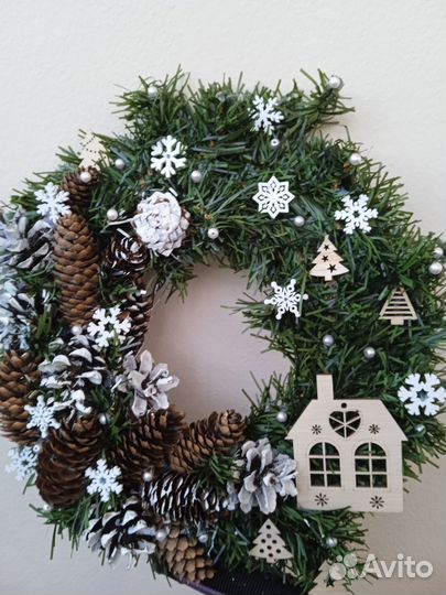 Новогодний венок на дверь