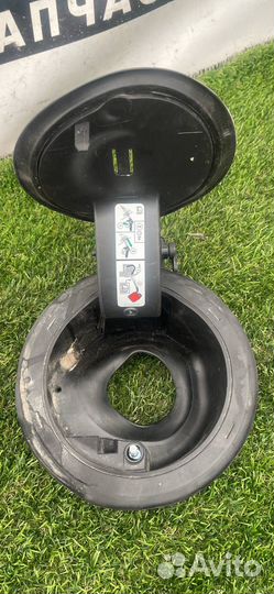 Лючок топливного бака Ford Mustang 6 S550 рест