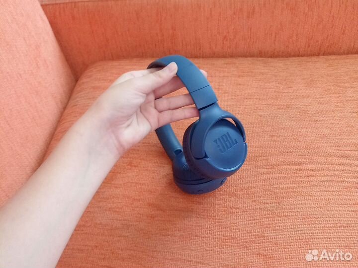 Беспроводные наушники jbl