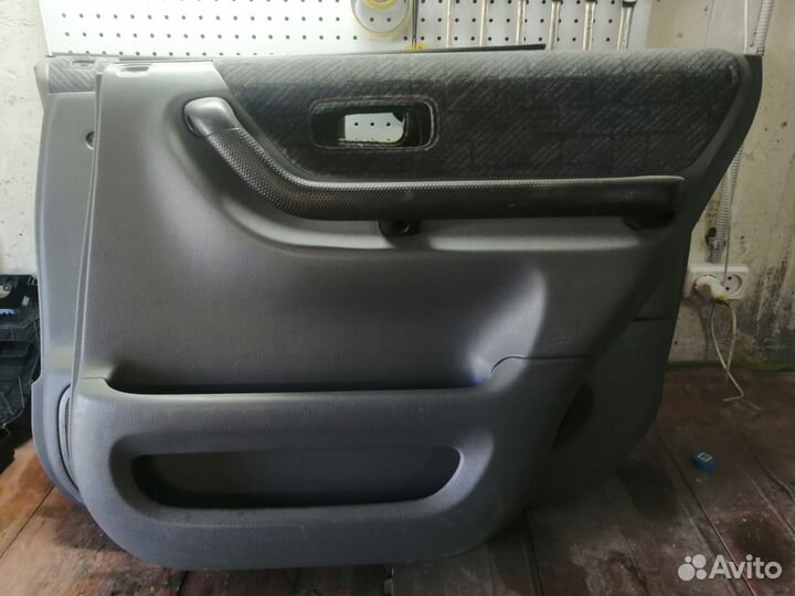 Дверные карты honda c-rv rd1