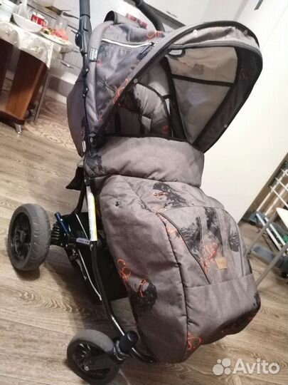 Прогулочная коляска Emmaljunga Scooter S