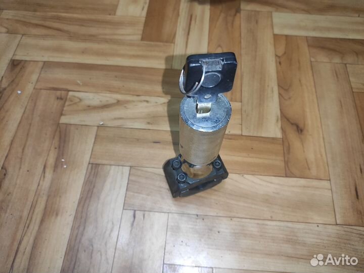 Противоугонка на рулевую колонку