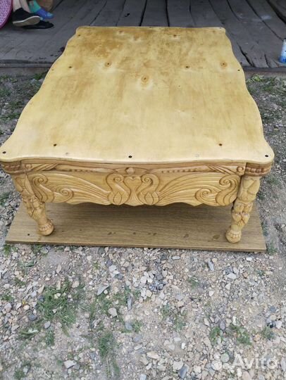 Стол ручной работы