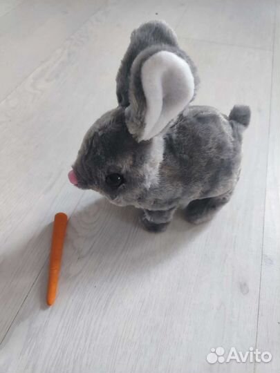 Зайчик интерактивный (движение, звук)