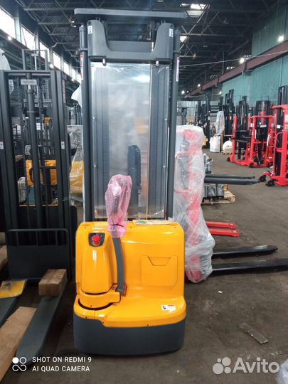 Самоходный штабелер, Штабелер 1,5 т 5,65 м