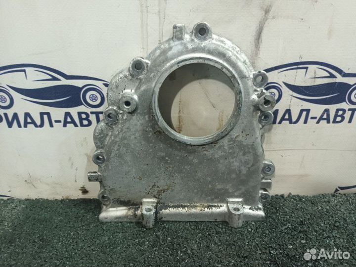 Крышка двигателя Q7