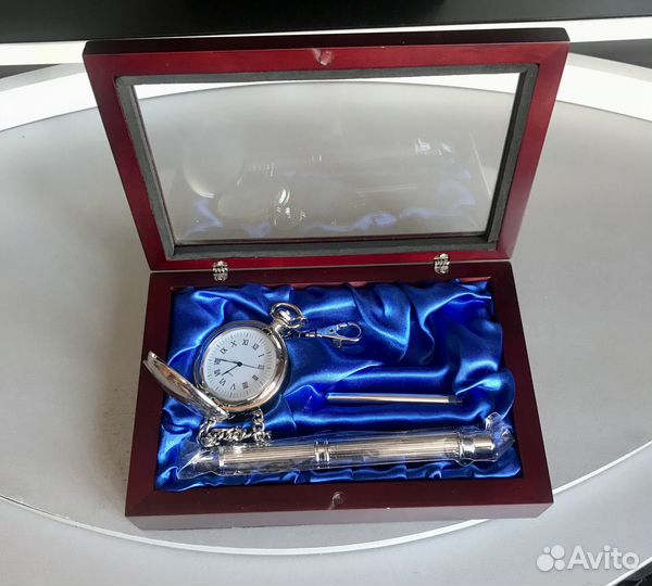 Подарочный набор для мужчин перьевая ручка и часы