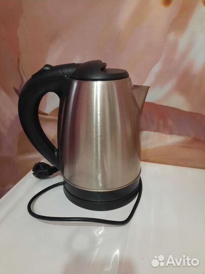 Чайник электрический бу