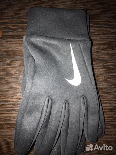 Перчатки nike hyperwarm
