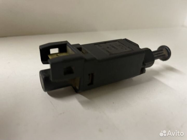 Датчик включения стоп сигнала Фора Эстина Амулет