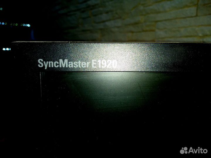 Монитор самсунг 19