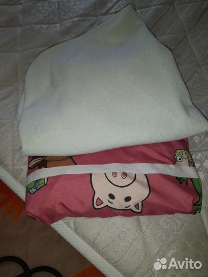 Детская кроватка в комплекте