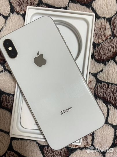 iPhone X, 256 ГБ