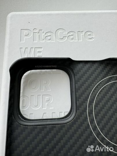 Чехол Pitaka на iPhone 15 pro max