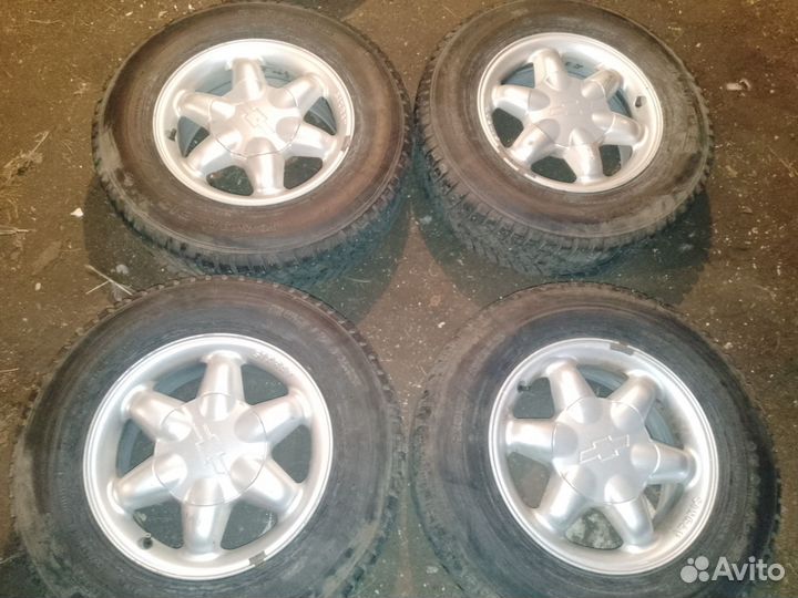 Колеса на ниву р 15