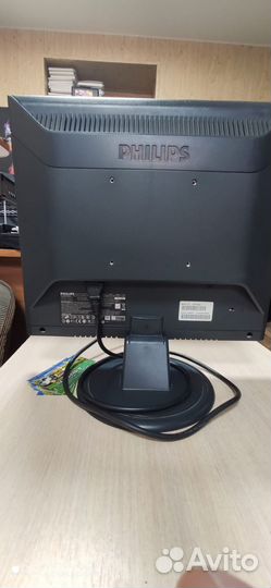 Монитор для компьютера philips