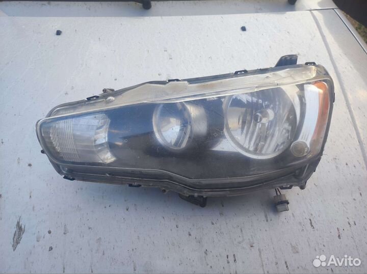 Mitsubishi lancer 10