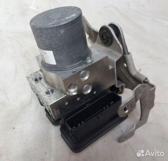 Блок ABS Audi Q7 2015