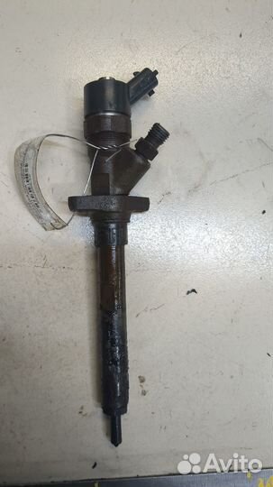 Форсунка топливная Peugeot 406, 2002