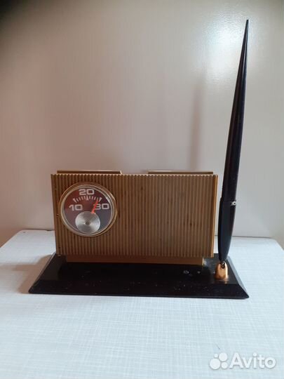 Канцелярский набор, подставки, линейки, лекало