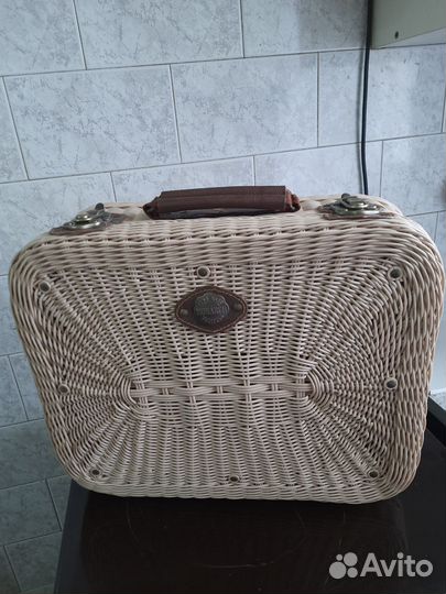 Набор для пикника в чемодане