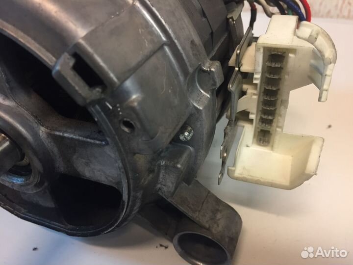 Двигатель от стиральной машины Zanussi / Electrolu