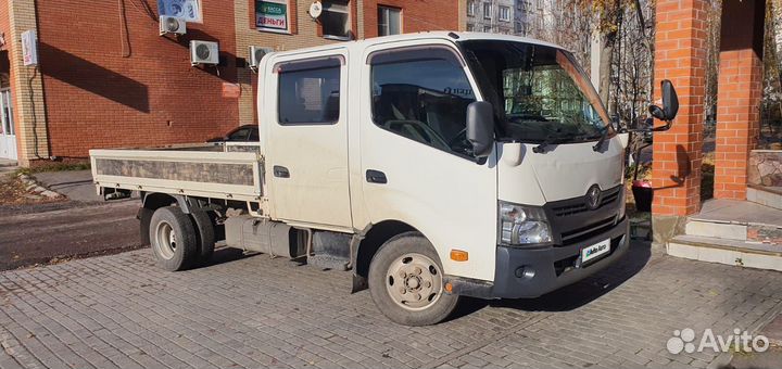Toyota Dyna бортовой, 2015