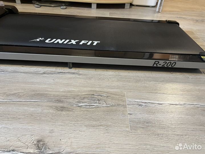 Беговая дорожка unixfit r-200