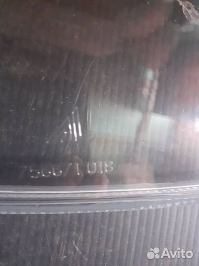 Стекло фары ваз шеви калина левое