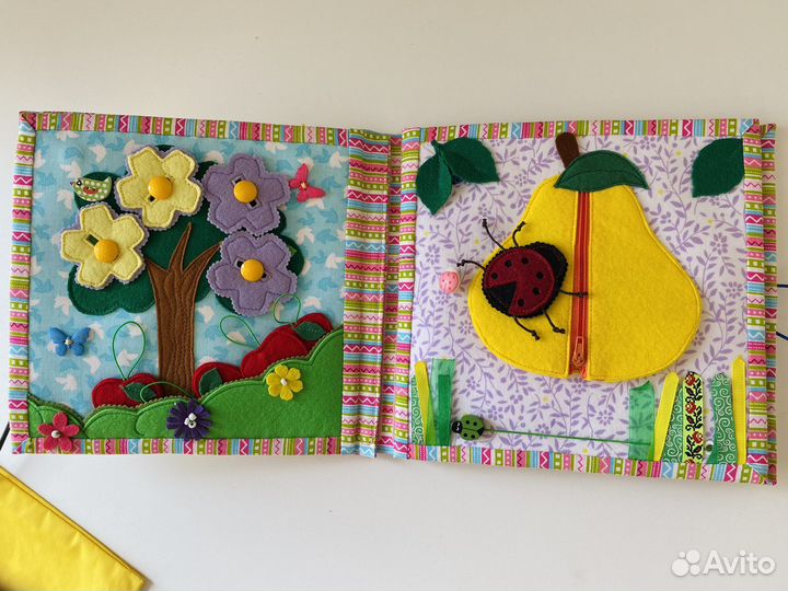 Развивающая именная книга из фетра