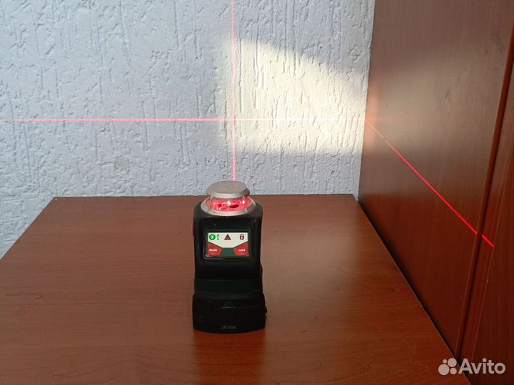 Лазерный уровень Bosch pll360