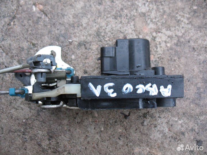 Замок двери Chevrolet Aveo T250/T255