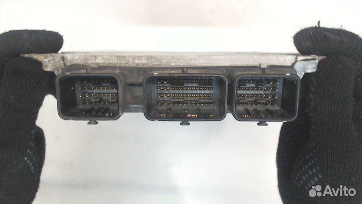 Блок управления двигателем Nissan Rogue, 2010