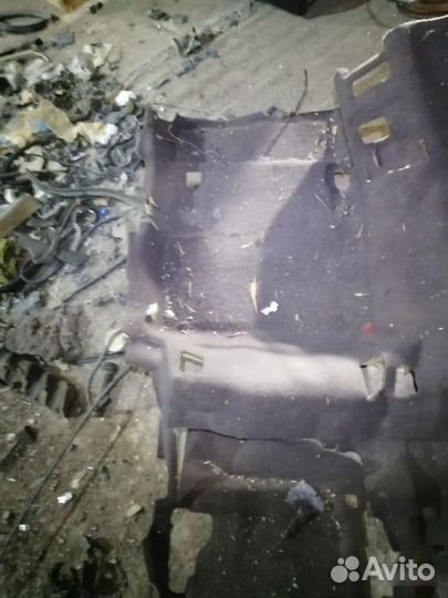 Ковролин в багажник кашкай 2+ 2008