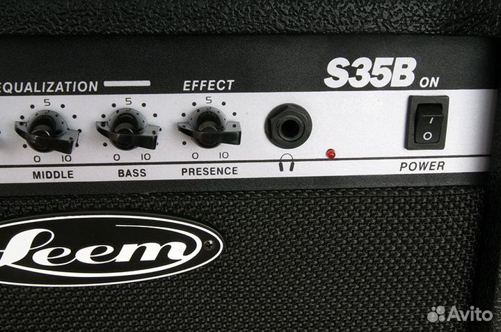 Басовый комбоусилитель