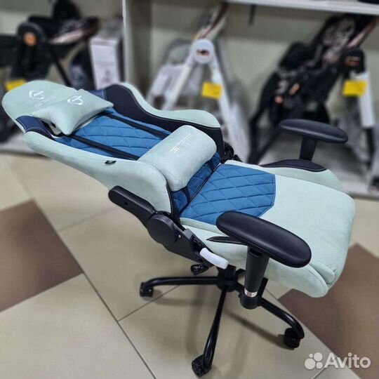 Игровое велюровое кресло