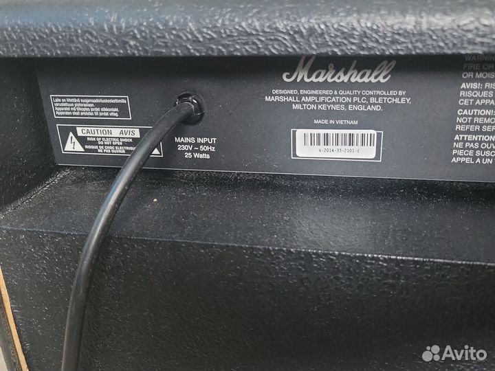 Комбоусилитель Marshall MB15