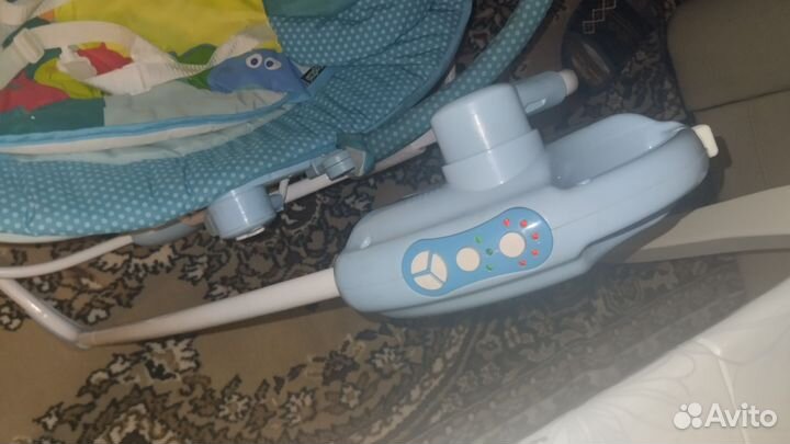 Шезлонг детский