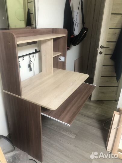 Компьютерный стол